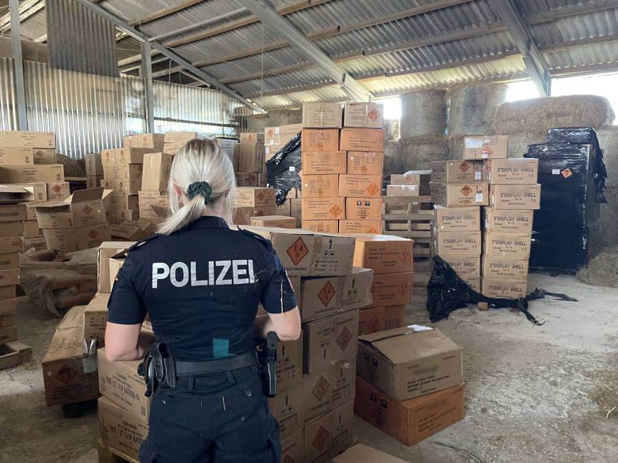 350 tonnes of dangerous fireworks seized in Germany and the Netherlands